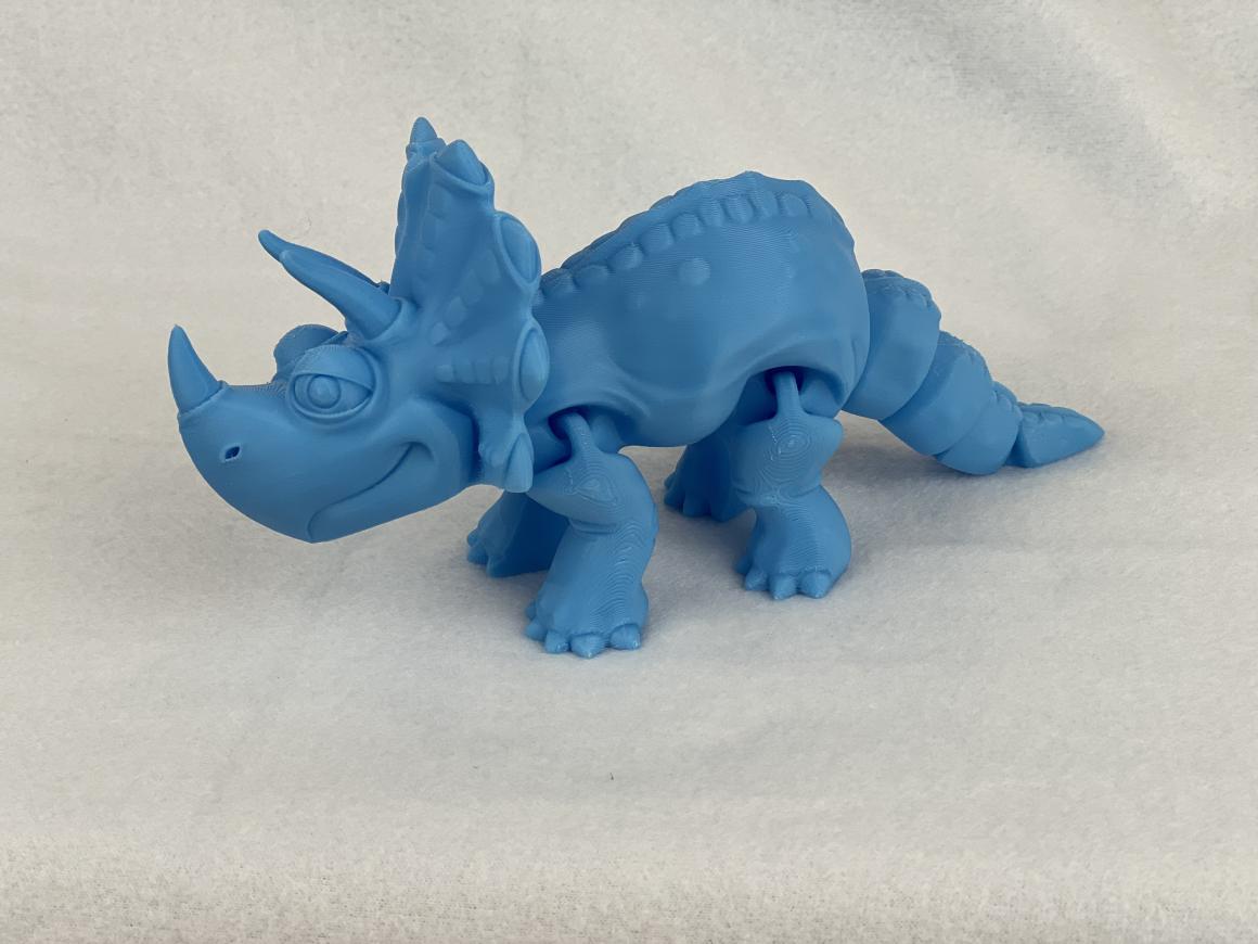 Articulated Triceratops Toy | Durable PLA+ Material | Bobble Head, Wiggling Tail, and Moving Legs | Chibi Style | Vibrant Colors