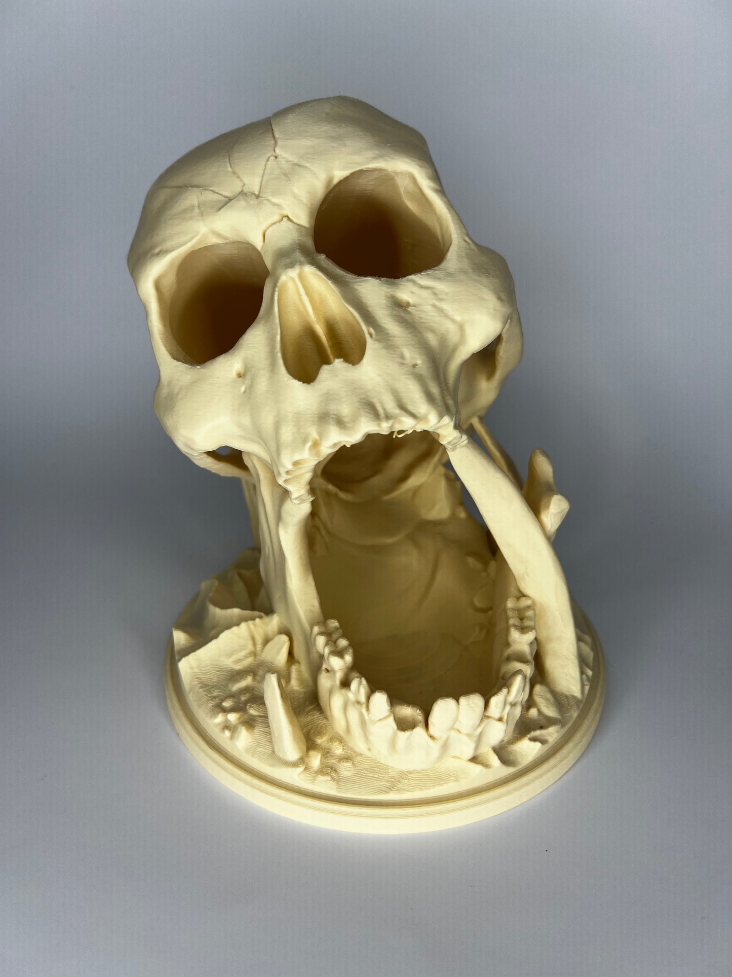 Dragon Skull Dice Tower / Terrain Piece with Dice Storage Horns GST3d (best for painting)