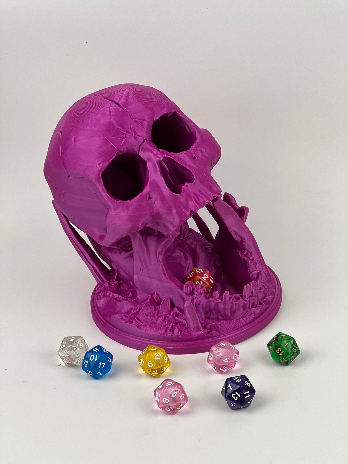 Dragon Skull Dice Tower / Terrain Piece with Horn Dice Storage Silk Basics